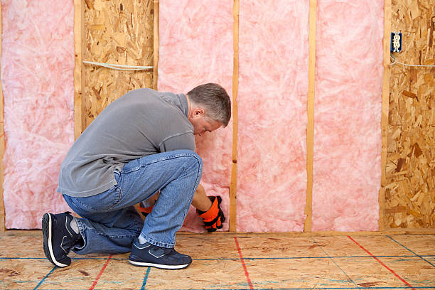 Best Garage Insulation Installation  in Middle Island, NY